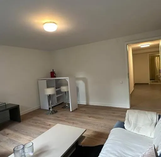 Einliegerwohnung In Altdorf *