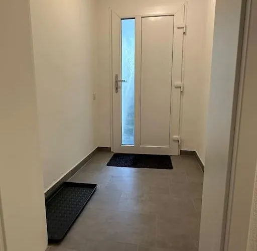 Einliegerwohnung In Altdorf * Альтдорф-бай-Нюрнберг